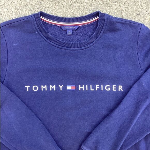 TOMMY HILFIGER DARK NAVY BLUE CREW NECK SLIP ON SWEAT SHIRT SMALL - Picture 2 of 6